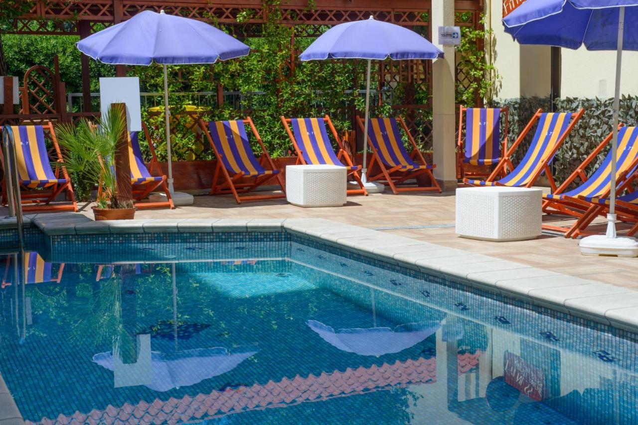 Hotel Adria Nuova Rimini Exterior foto
